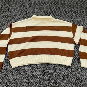 white and brown turtleneck sweater!!!